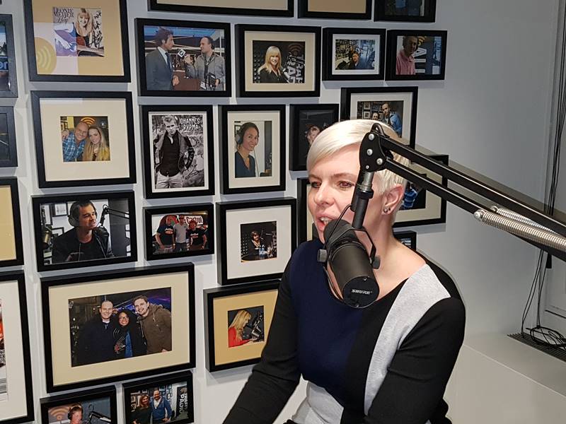 Kelly Vink, insolventie advsieur bij Zuidweg & Partners met meer dan tien jaar ervaring is te gast bij het digitale radioprogramma Vallen, opstaan en weer doorgaan met Jacqueline Zuidweg op New Business Radio