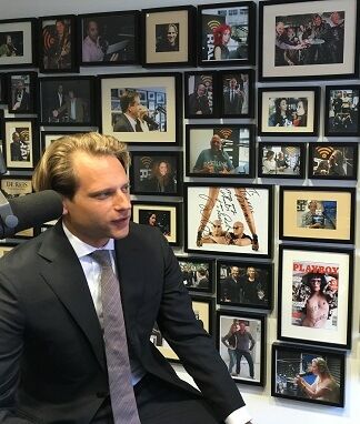 Tim Zoete is te gast bij Vallen opstaan en weer doorgaan met Jacqueline Zuidweg op New Business Radio. Het onderwerp is: factoring.